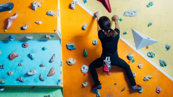 Bouldern im Momentum Grosse