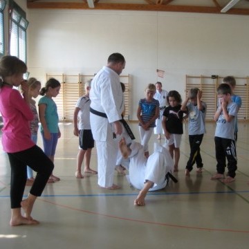 Karate und Selbstverteidigung